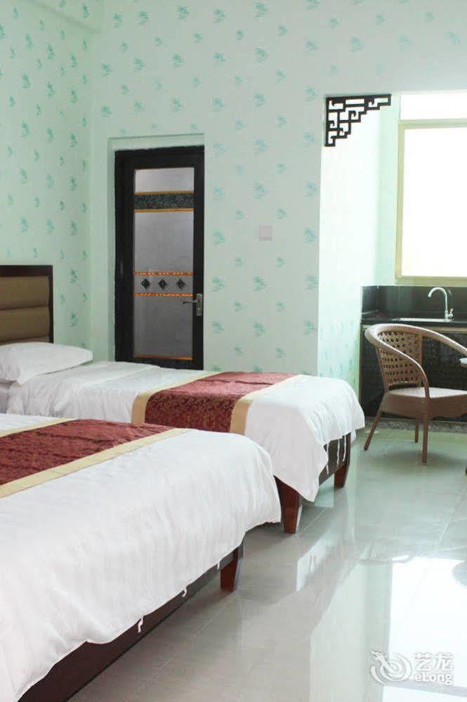 Ju Yuan Ge Hotel Санья Экстерьер фото